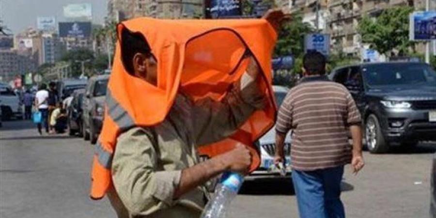 الأرصاد:
      أجواء
      شديدة
      الحرارة
      ونصائح
      بعدم
      التعرض
      للشمس