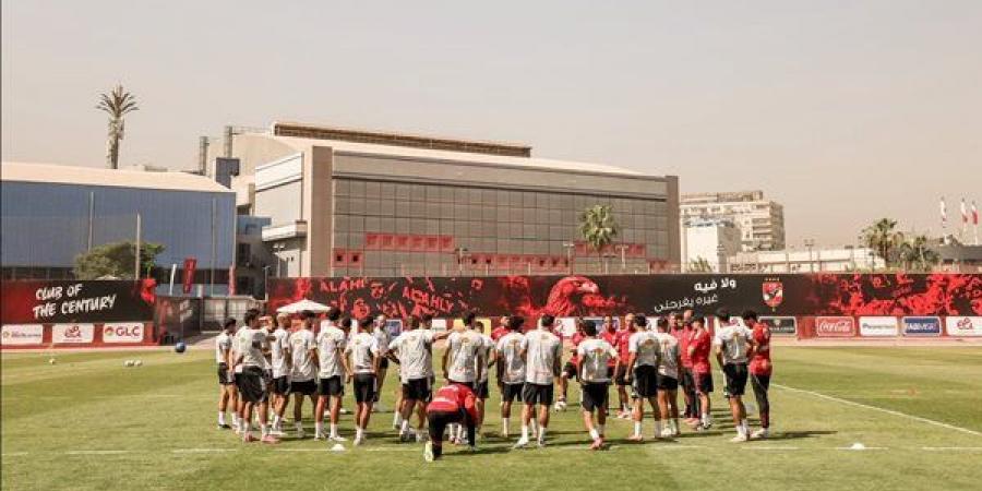 موعد
      ودية
      الأهلي
      ولافيينا
      قبل
      معسكر
      إسبانيا