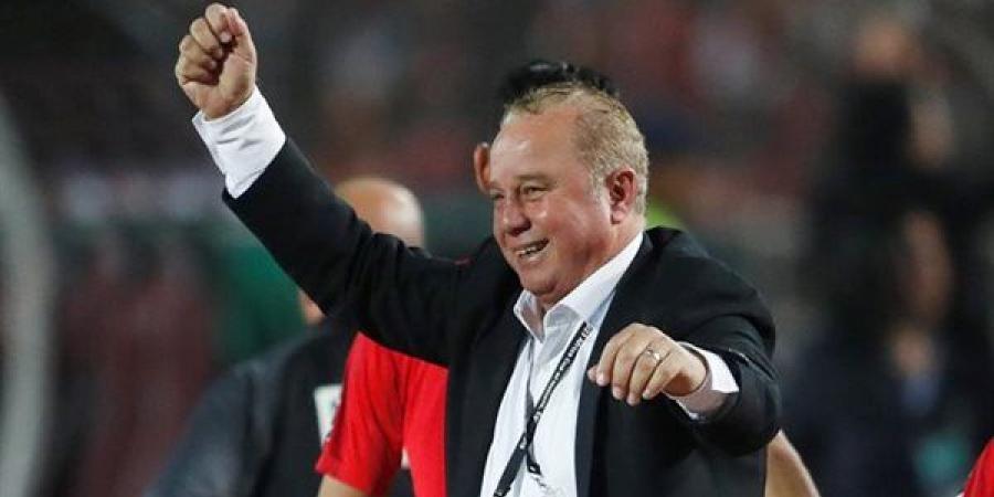 المقاولون
      العرب
      يهنئ
      شوقي
      غريب
      بعد
      تعيينه
      مديرًا
      فنيًا
      لاتحاد
      الكرة
