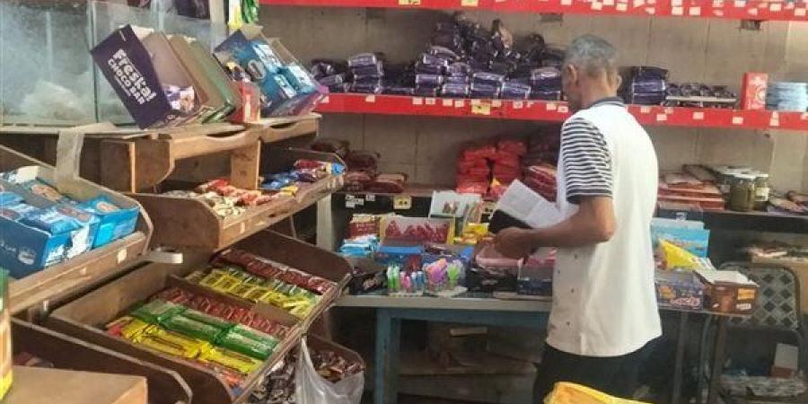 67
      محضرًا
      حصيلة
      حملات
      تموينية
      على
      139
      منشأة
      بالوادي
      الجديد