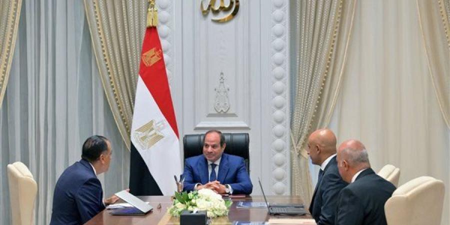 توجيهات
      السيسي
      لـ
      وزير
      التعليم
      بحضور
      مدبولي:
      تنفيذ
      المزيد
      من
      الإصلاحات
      في
      مكونات
      المنظومة
      التعليمية..
      تعزيز
      التعاون
      الدولي
      وتبادل
      الخبرات
      مع
      مختلف
      الدول
      والمؤسسات
      التعليمية
      العالمية