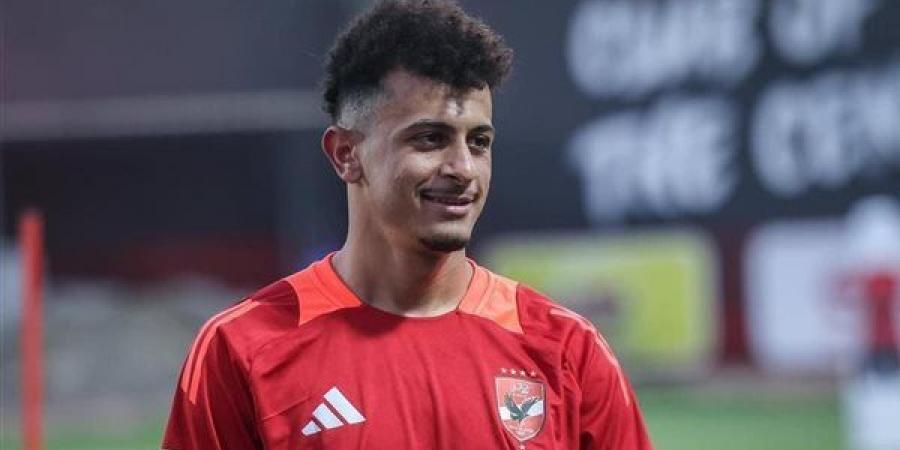 خلال
      ساعات،
      الأهلي
      يستعد
      لإعلان
      إعارة
      العش
      والساعي
      إلى
      المصري