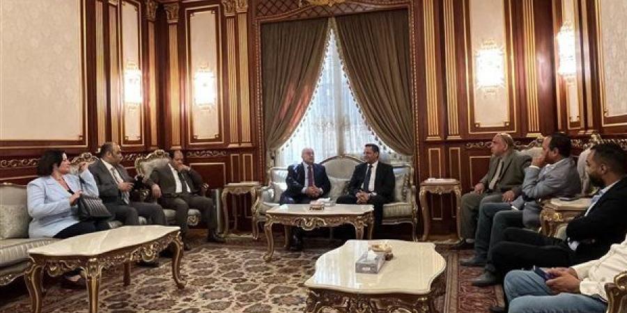 خالد
      البلشي:
      الصحفيون
      حريصون
      على
      نقل
      صورة
      مهنية
      تليق
      بالقضاء
      المصري