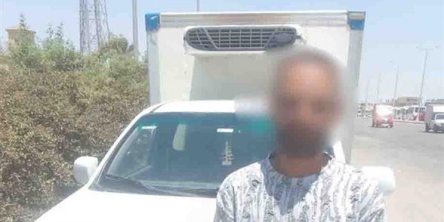 مغامرة
      كادت
      تنتهي
      بكارثة،
      أمن
      القاهرة
      يضبط
      سائقا
      قاد
      عكس
      الاتجاه
      لتوفير
      الوقت