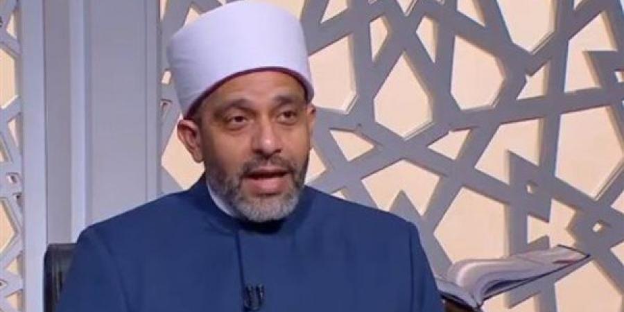 ما
      حكم
      الشرع
      في
      زوج
      ترك
      أبناءه
      بلا
      نفقة
      وتعليم؟
      أمين
      الفتوى
      يجيب
      (فيديو)