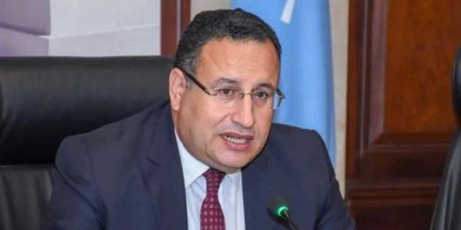 عبد
      العزيز
      قنصوة
      يُعلن
      أسماء
      الفائزين
      بجوائز
      الدولة
      التقديرية
      2026