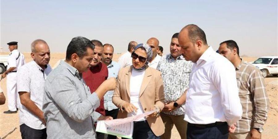محافظ
      الوادي
      الجديد
      تتفقد
      أعمال
      تطوير
      منطقة
      الجذب
      السكاني
      بأبوطرطور