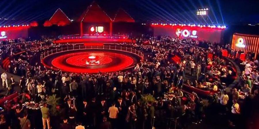 بث
      مباشر،
      حفل
      الأهلي
      للإعلان
      عن
      الراعي
      الجديد
      واسم
      استاد
      النادي