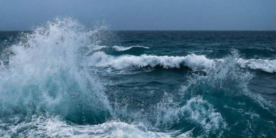 انخفاض بدرجات الحرارة وارتفاع بالأمواج، حالة الطقس اليوم الإثنين