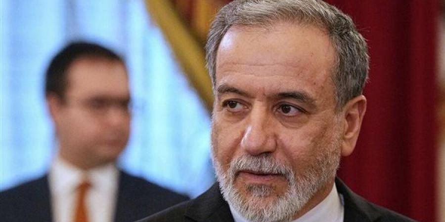 إيران:
      لا
      نسعى
      للتصعيد
      مع
      أوكرانيا
      والهجوم
      على
      سفينتنا
      غير
      متعمد