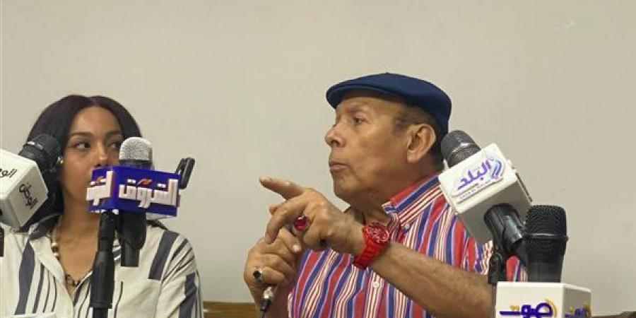 أحمد ماهر: أمينة الصاوي أصرت أن أقوم بشخصية "أحمس" والمسرح هو المدرسة الحقيقية لأي فنان
