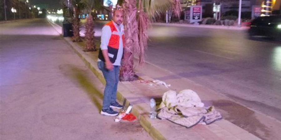 وزيرة
      التضامن:
      التعامل
      مع
      استغاثة
      بشأن
      سيدة
      بلا
      مأوى
      بالتجمع
      وتسليمها
      لأسرتها
