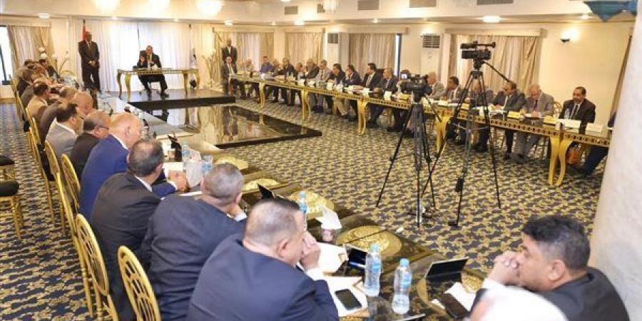 بدون
      الكشف
      عن
      جدول
      أعمال،
      نقيب
      المحامين
      يدعو
      مجلس
      النقابة
      لاجتماع
      اليوم