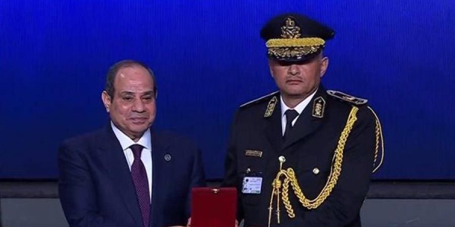 من مكافحة الجريمة إلى نوط الامتياز، السيرة الذاتية للواء أشرف عبد الموجود مدير أمن الفيوم الجديد