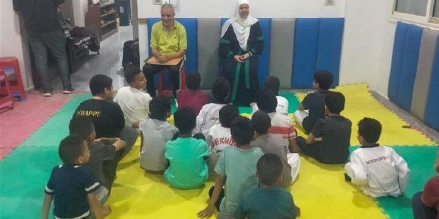 أوقاف
      الفيوم
      تنظم
      قوافل
      دعوية
      بمراكز
      الشباب
      بعنوان
      "المحافظة
      على
      نعمة
      الماء"