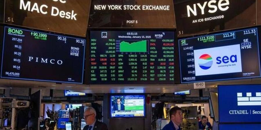 الأسهم
      الأمريكية
      تقلص
      خسائرها
      بعد
      تثبيت
      الفيدرالي
      أسعار
      الفائدة