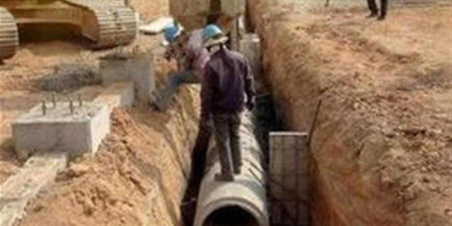 تنفيذ أعمال تركيب الخطوط المغذية لمحطة المياه بالشيخ زايد