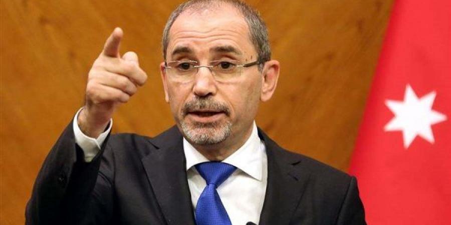 الأردن
      يدين
      الهجوم
      على
      ميناء
      دمياط
