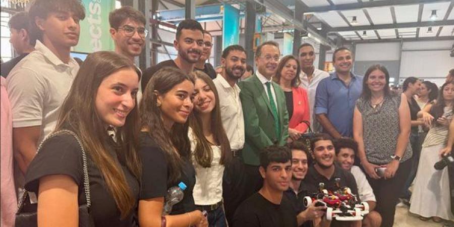 ختام
      Connects
      2026
      في
      الجامعة
      الألمانية
      ببرلين،
      وإطلاق
      شراكة
      بحثية
      استراتيجية
      جديدة
      بين
      مصر
      وألمانيا