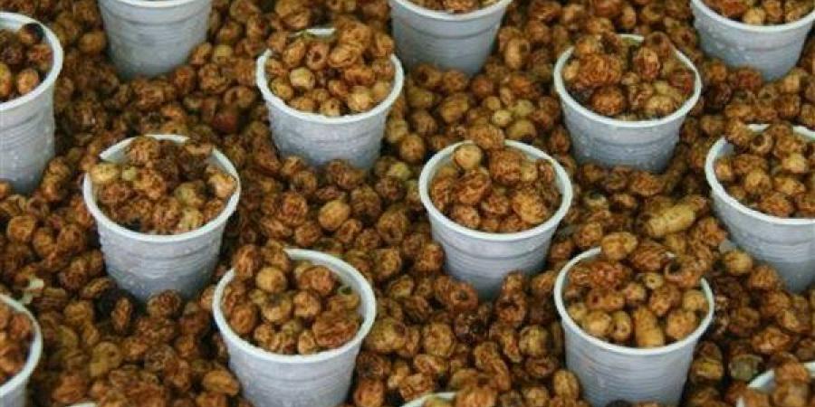 فوائد
      حب
      العزيز
      وأضرار
      الإفراط
      في
      تناوله