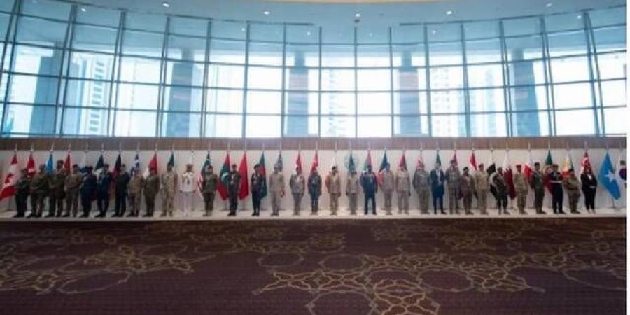السعودية
      تقود
      التحالف
      البحري
      الدفاعي
      متعدد
      الجنسيات
      وتستضيف
      مقره
      الدائم
