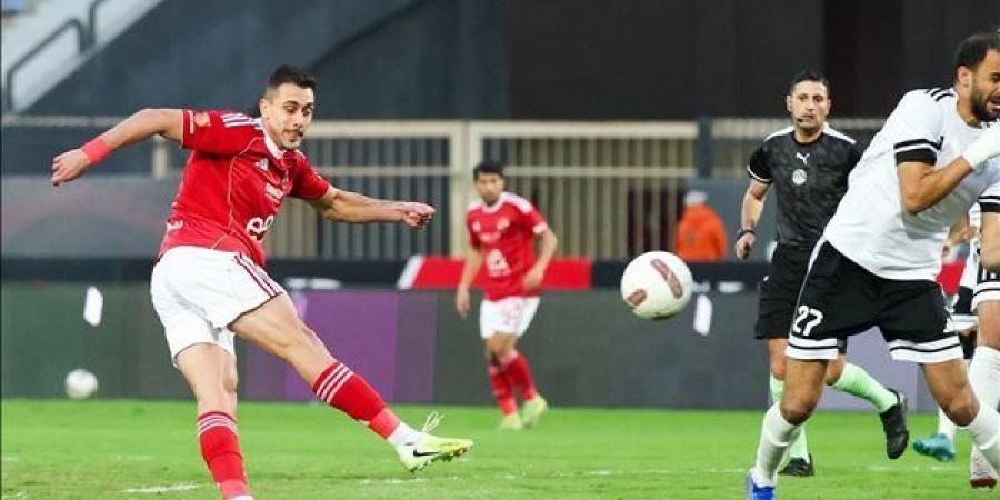 بعد
      إعارته
      من
      الأهلي،
      جراديشار
      ينضم
      إلى
      معسكر
      سيراميكا
      اليوم