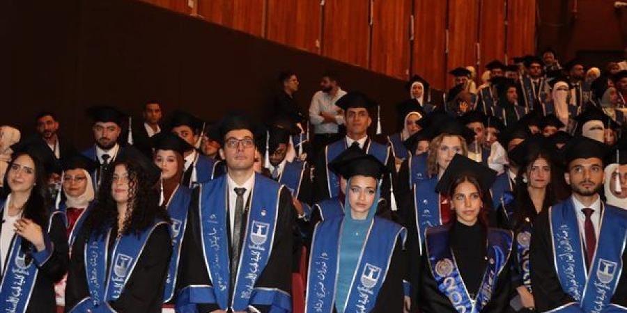 طب
      أسنان
      الإسكندرية
      تحتفل
      بتخريج
      الدفعة
      الـ78