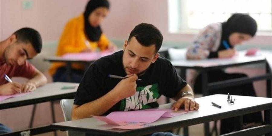 اليوم انطلاق امتحانات الدبلومات الفنية بالوادي الجديد وغرفة عمليات لمتابعة اللجان