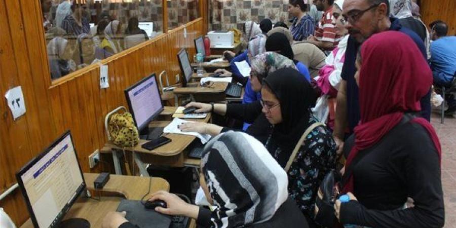 تنسيق
      الجامعات
      2026
      على
      الأبواب،
      5
      قرارات
      مرتقبة
      تحسم
      مصير
      طلاب
      الثانوية
      العامة