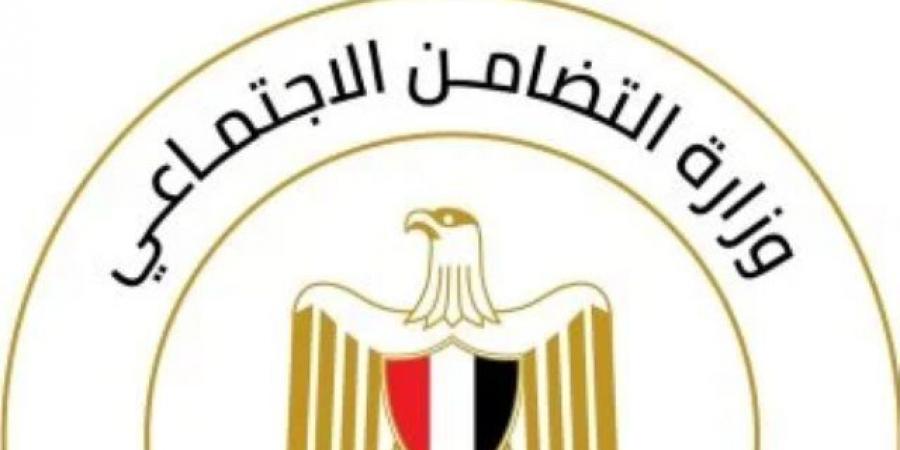 وزيرة التضامن توجه بصرف مساعدات لأسر ضحايا انهيار عقار زفتى بالغربية