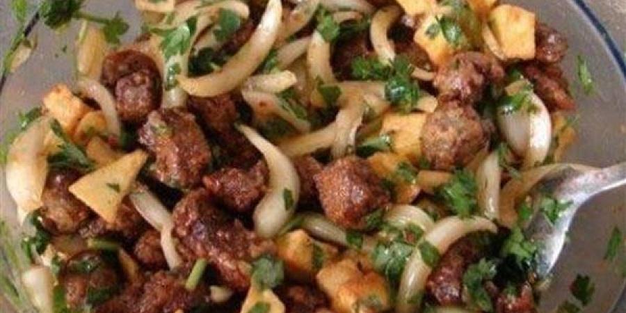 طريقة عمل الكبدة بالبصل لغداء سريع واقتصادي بطعم لا يُقاوم