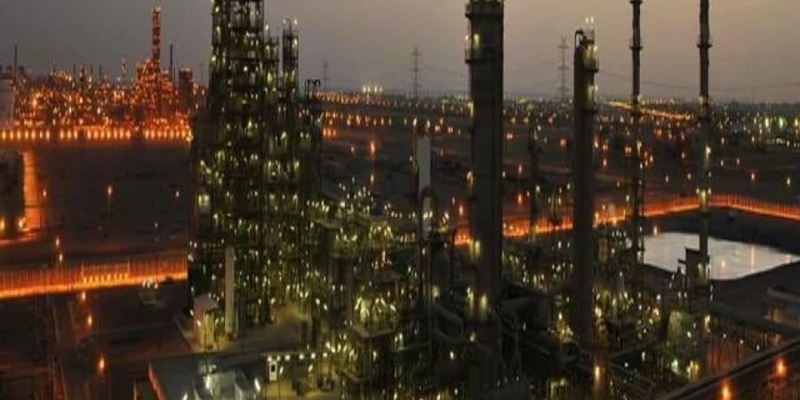 أرباح
      "اللجين"
      تقفز
      639%
      في
      الربع
      الثاني
      من
      عام
      2026