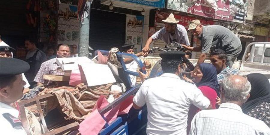 42
      ألف
      جنيه
      غرامات
      و14
      محضرا
      حصيلة
      حملات
      مكبرة
      بالمنتزه
      أول
      وثان
      في
      الإسكندرية