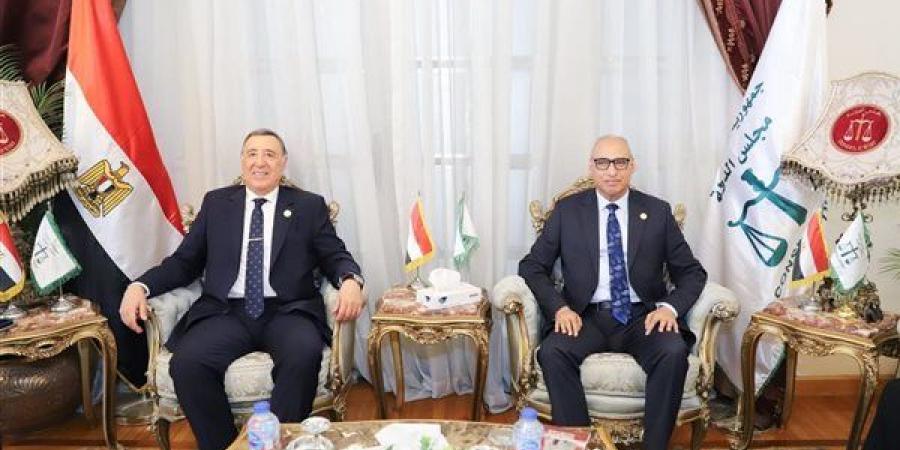 رئيس
      المحكمة
      الدستورية
      العليا: مجلس
      الدولة
      يمثل
      صرحًا
      قضائيًا
      شامخًا
      يحظى
      بمكانة
      مرموقة
      بين
      المؤسسات
      القضائية
