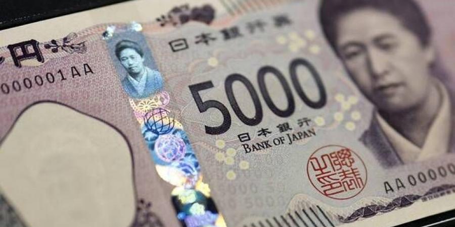 اليابان
      وأمريكا
      تؤكدان
      تدخلًا
      منسقًا
      لدعم
      الين
      وتلوحان
      بخطوات
      إضافية