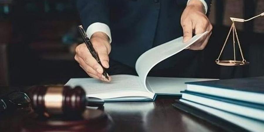 خلافات
      بين
      شقيقين
      تنتهي
      بجريمة
      مأساوية،
      طعنة
      واحدة
      تقطع
      صلة
      الرحم
      داخل
      منزل
      بدار
      السلام