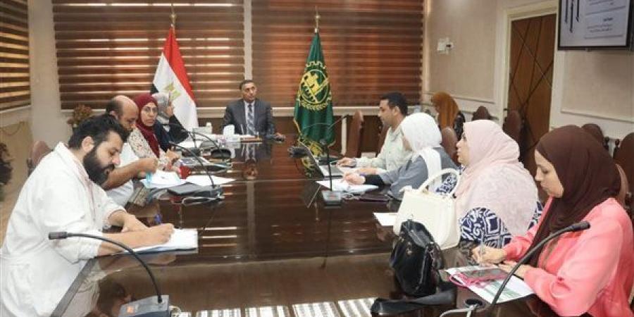 محافظ
      القليوبية
      يتابع
      مستجدات
      ملف
      تقنين
      واسترداد
      أراضي
      الدولة