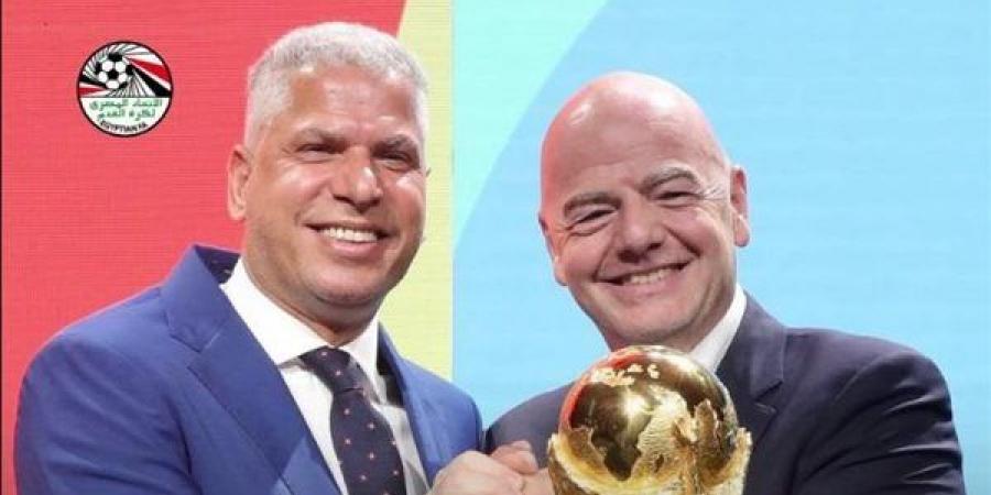 رئيس
      الفيفا
      يهنئ
      وائل
      جمعة
      بعيد
      ميلاده