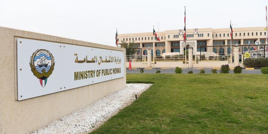 «الأشغال» تعاملت مع 1556 بلاغاً عبر بدالة الطوارئ خلال يوليو