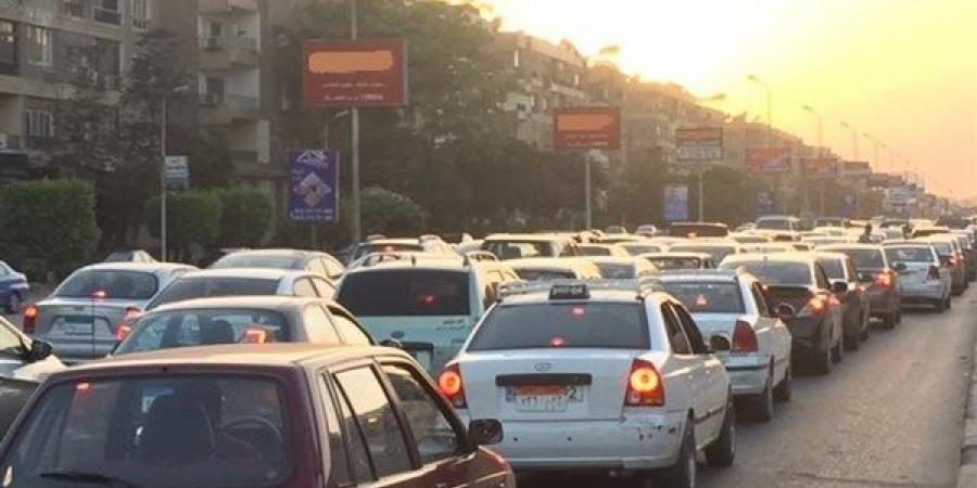 حالة
      المرور
      اليوم،
      كثافات
      متوسطة
      بمحاور
      القاهرة
      والجيزة
      وأحجام
      مرورية
      في
      القليوبية