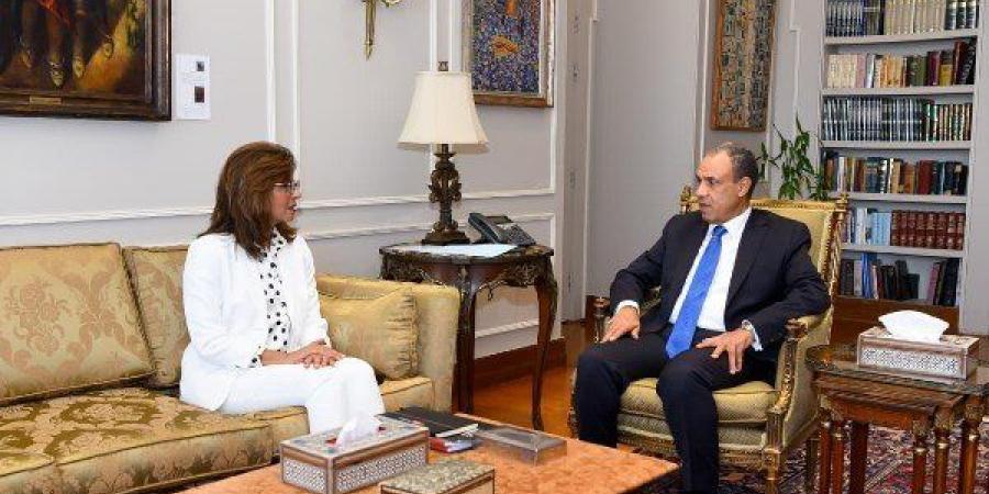 وزير الخارجية يبحث مع رئيسة الأكاديمية الوطنية للتدريب تعزيز تأهيل الكوادر الدبلوماسية