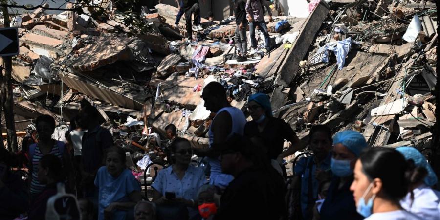 مصرع 20 شخصا على الأقل جراء زلزال بقوة 7.4 درجة في كولومبيا