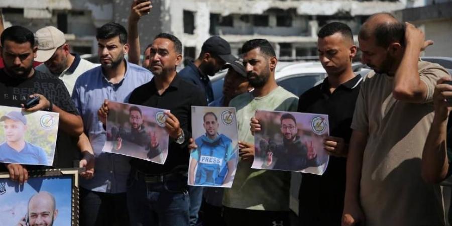 صحفيو غزة يحيون ذكرى استشهاد زملائهم الـ 6 العاملين بالجزيرة