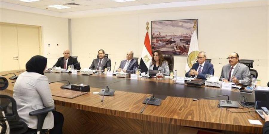 التنمية المحلية: انتهاء المقابلات الشخصية لـ425 من المتقدمين لمسابقة الوظائف القيادية بالمحافظات
