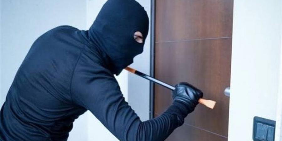 تفسير رؤية اللص في المنام وعلاقتها بالشفاء من الأمراض