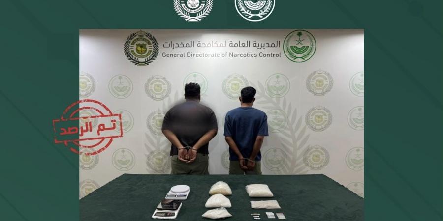 مكافحة المخدرات تضبط مروجًا لأقراص خاضعة للتداول الطبي ومقيمين بحوزتهما هيروين وشبو في القصيم والشرقية