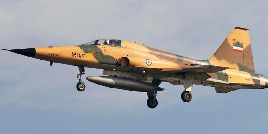 إيران تطلب الإفراج عن 3 طيارين محتجزين في قطر