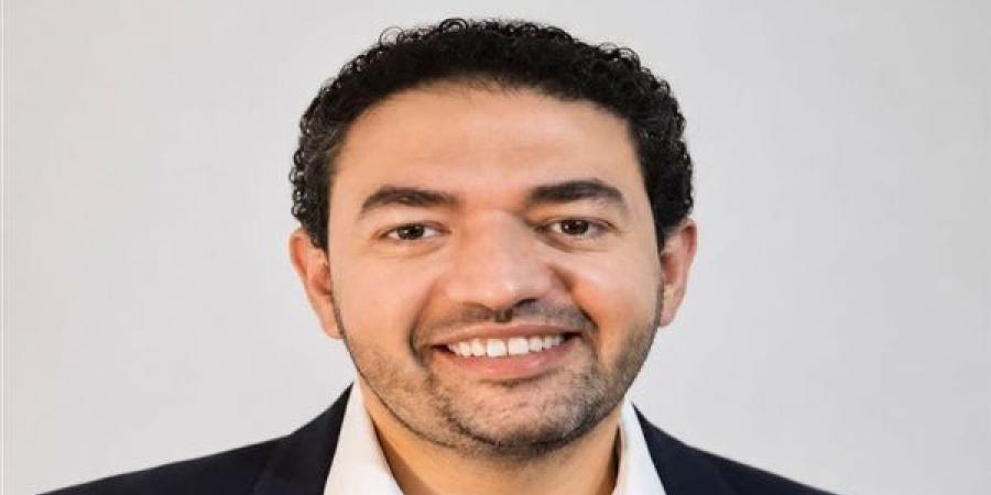 محمد أمين يحصل على جائزة المعاهد الوطنية للصحة الأمريكية