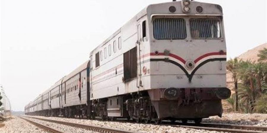 مصرع شخص أسفل عجلات قطار في قوص بقنا