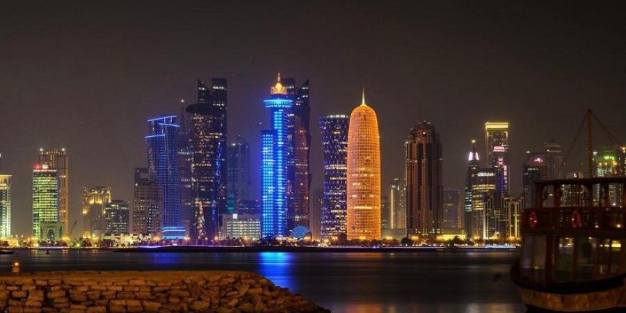 غبار خفيف على بعض مناطق الساحل وفي عرض البحر الليلة